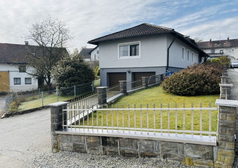 Attraktiver Bungalow mit großem Garten, Terrasse und viel Potenzial